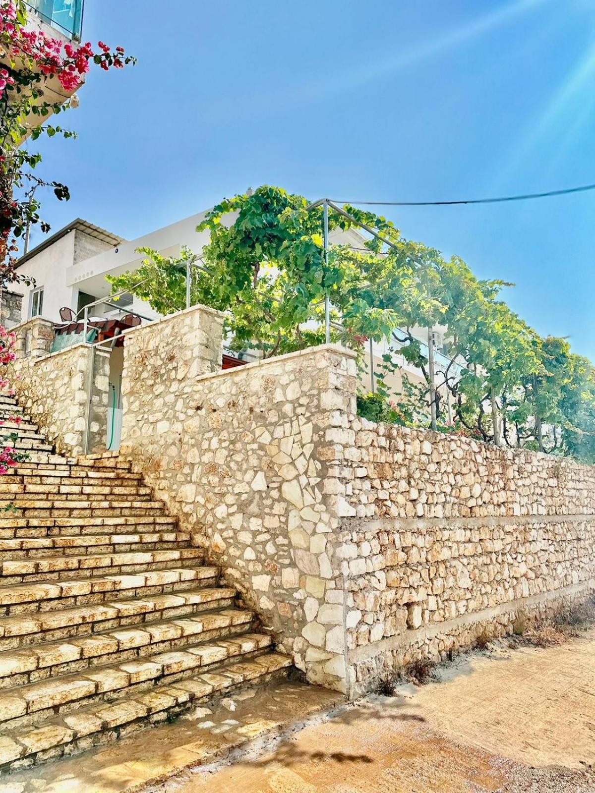 Apartaments Rraku Sarandë Exterior foto